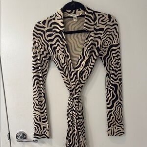 Diane Von Furstenberg Black and Cream Silk Dress